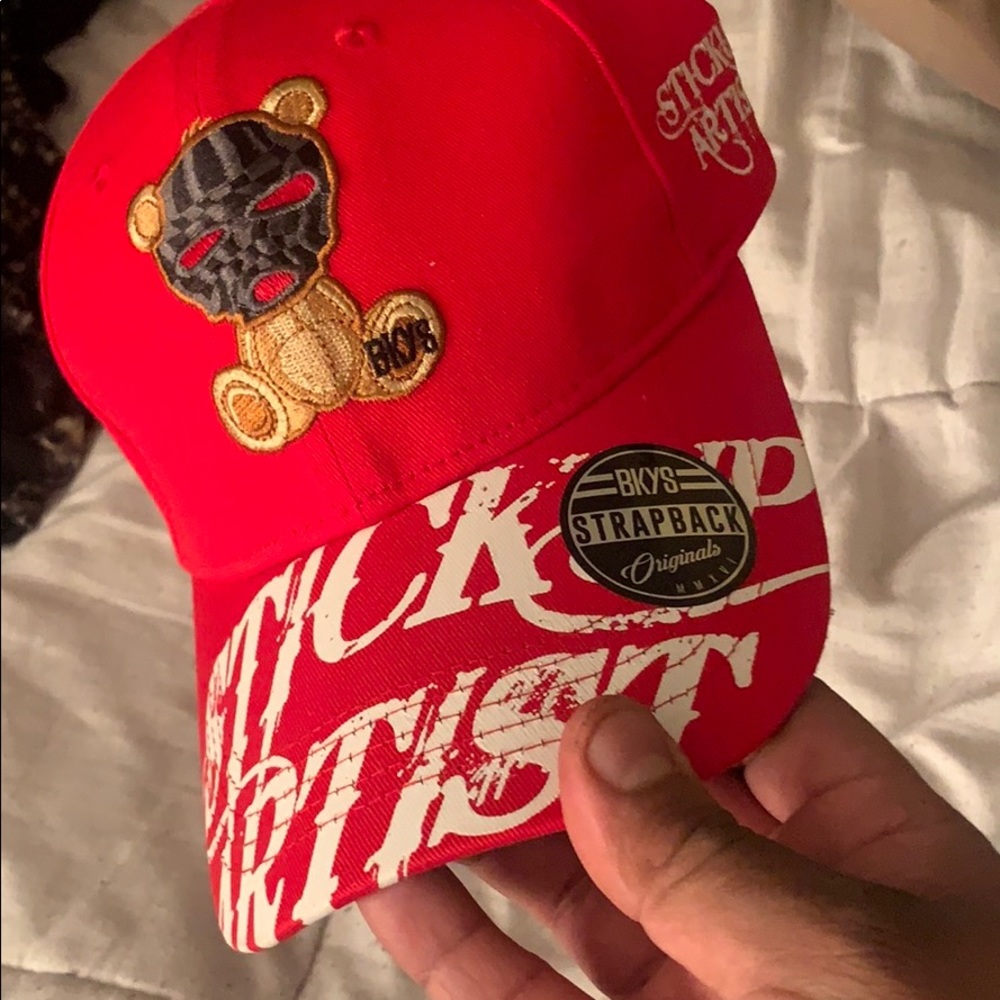Graphic hat - Picture 5 of 5